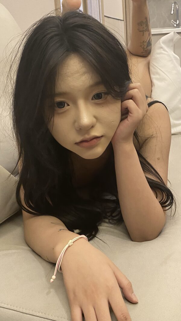 国模婉婉 - 精神小妹超清视角大尺度私拍【8K】下载